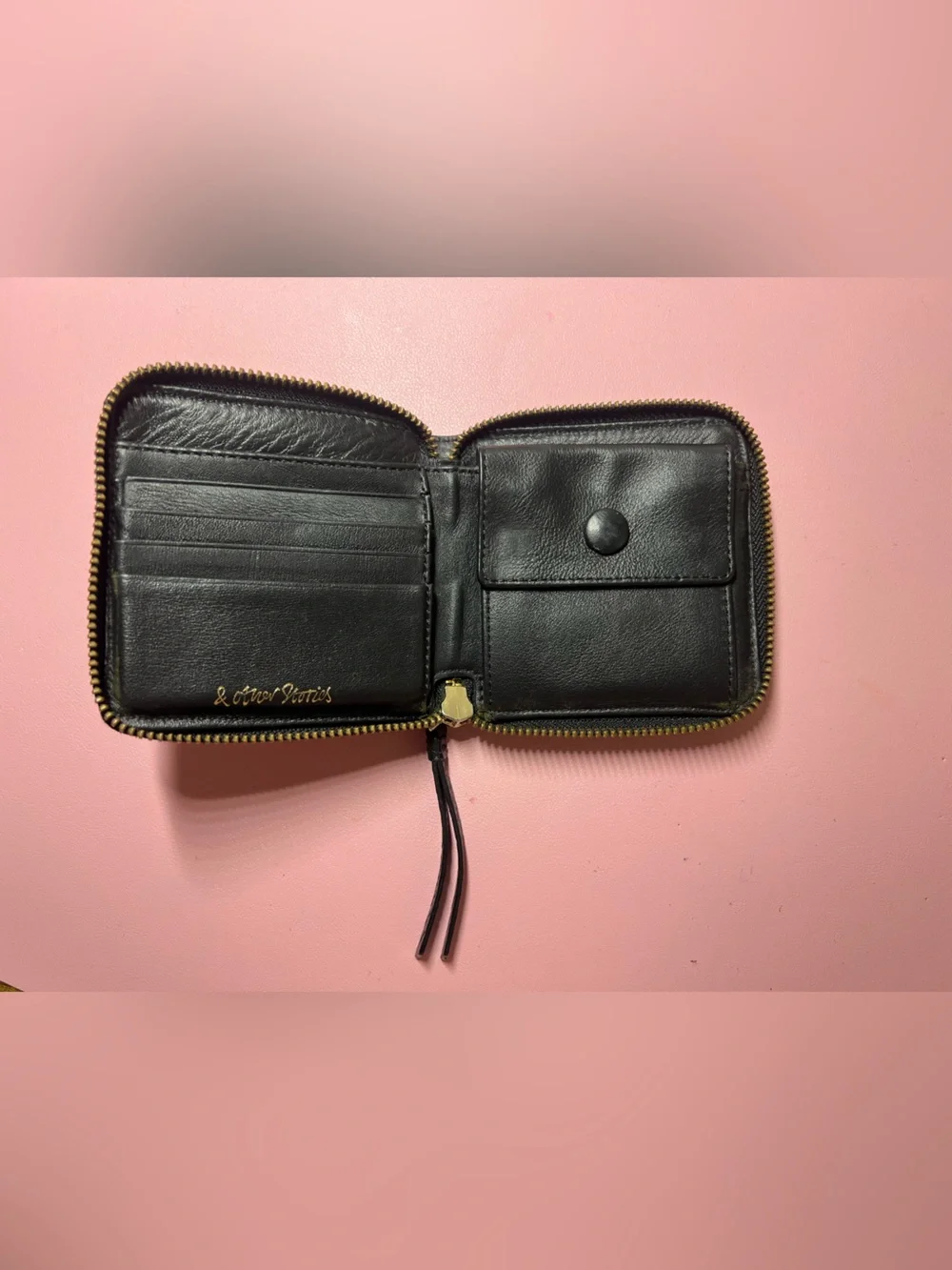 And Other Stories - Croc Embossed Leather Zip Wallet (Color: Black)